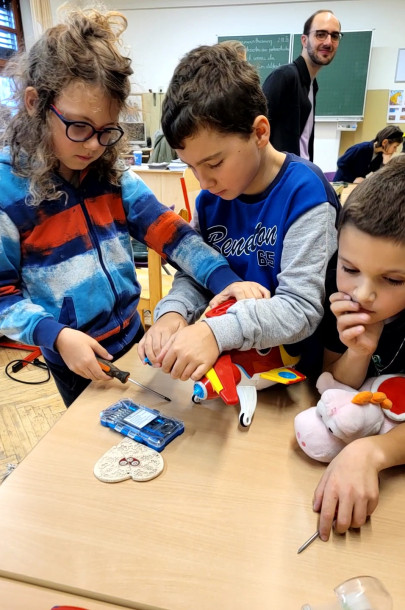 VideoCapture_20241204-095600