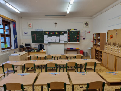Willkommen! Lepo pozdravljeni!