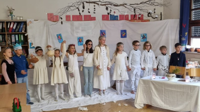 Weihnachtsfeier - Božičnica